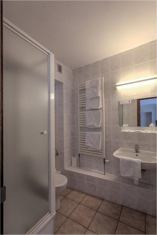 Hotel La Plage Bouillon Pokoj fotografie